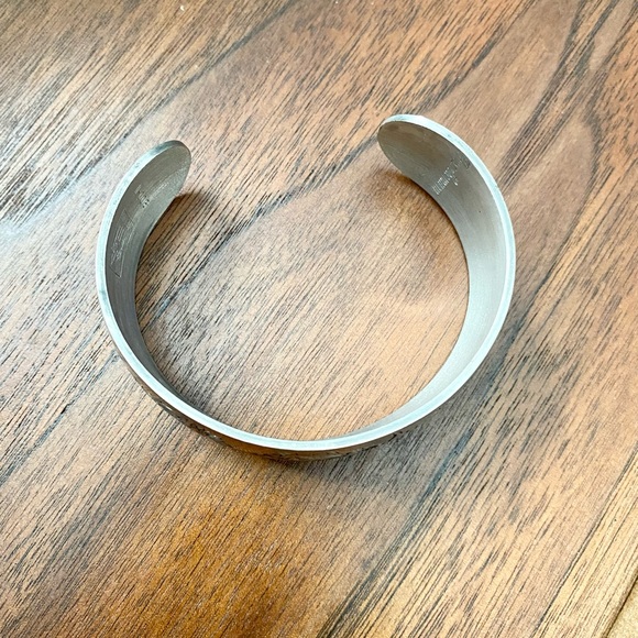 Chrysanthemum Pewter Bangle - Picture 3 of 5